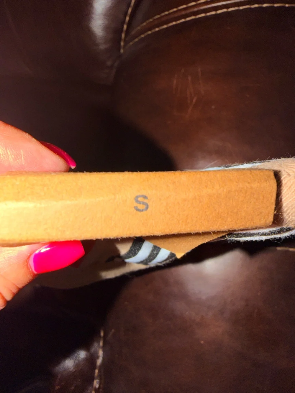 Burberry Icon Stripe Intarsia Socks, Small, NWT - Picture 4 of 7